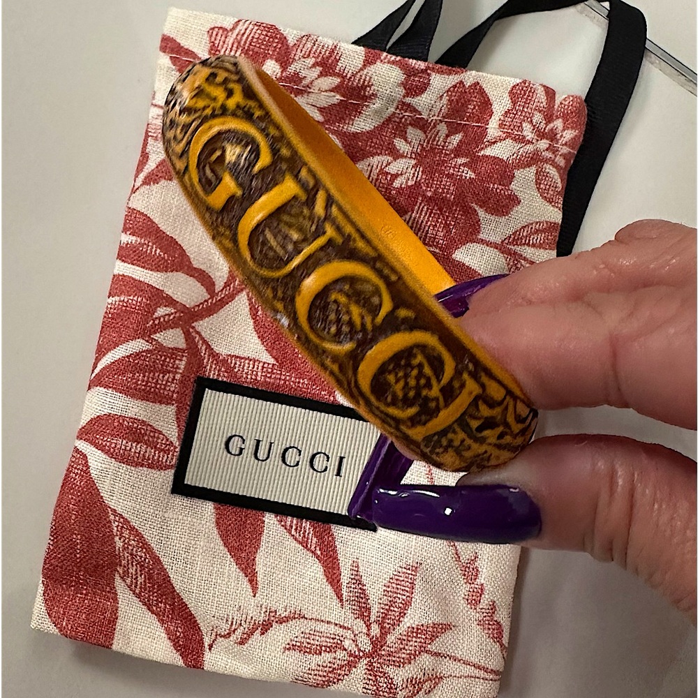 Gucci Resin Bangle